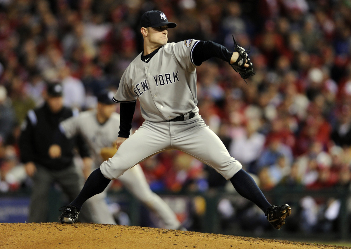 David Robertson throws a pitch in the 2009 World Series at Citizens Bank Park.
